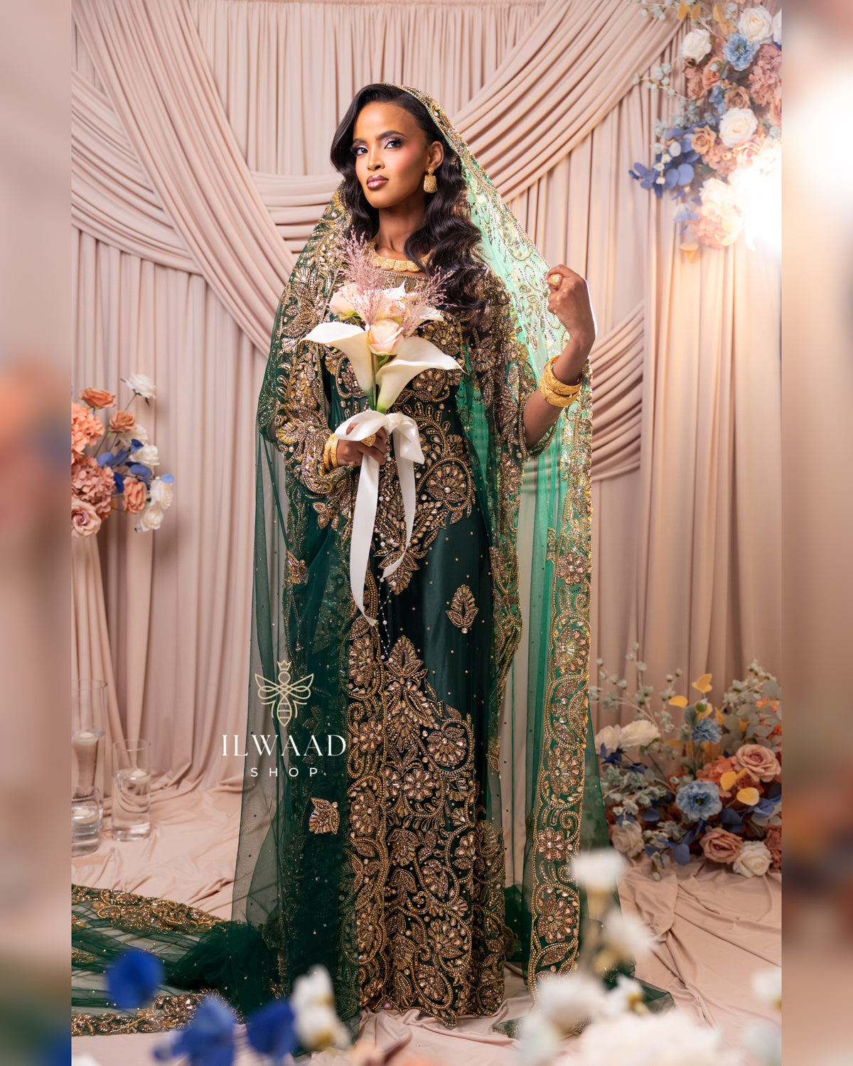 Adoring Anab (Dark Green) - Lace Bridal Dirac