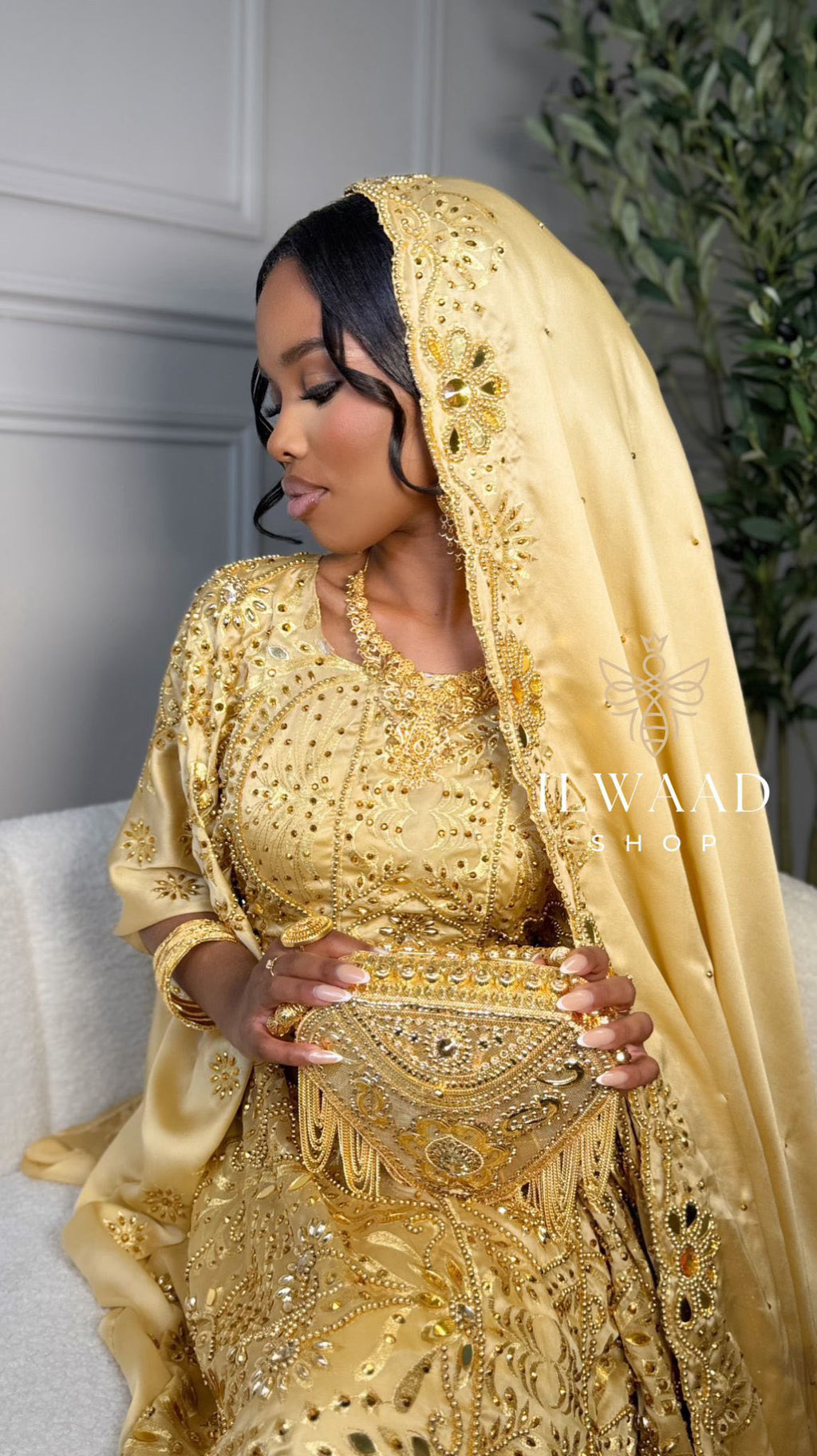PRE-ORDER Heavenly Hibaq (Gold) - Satin