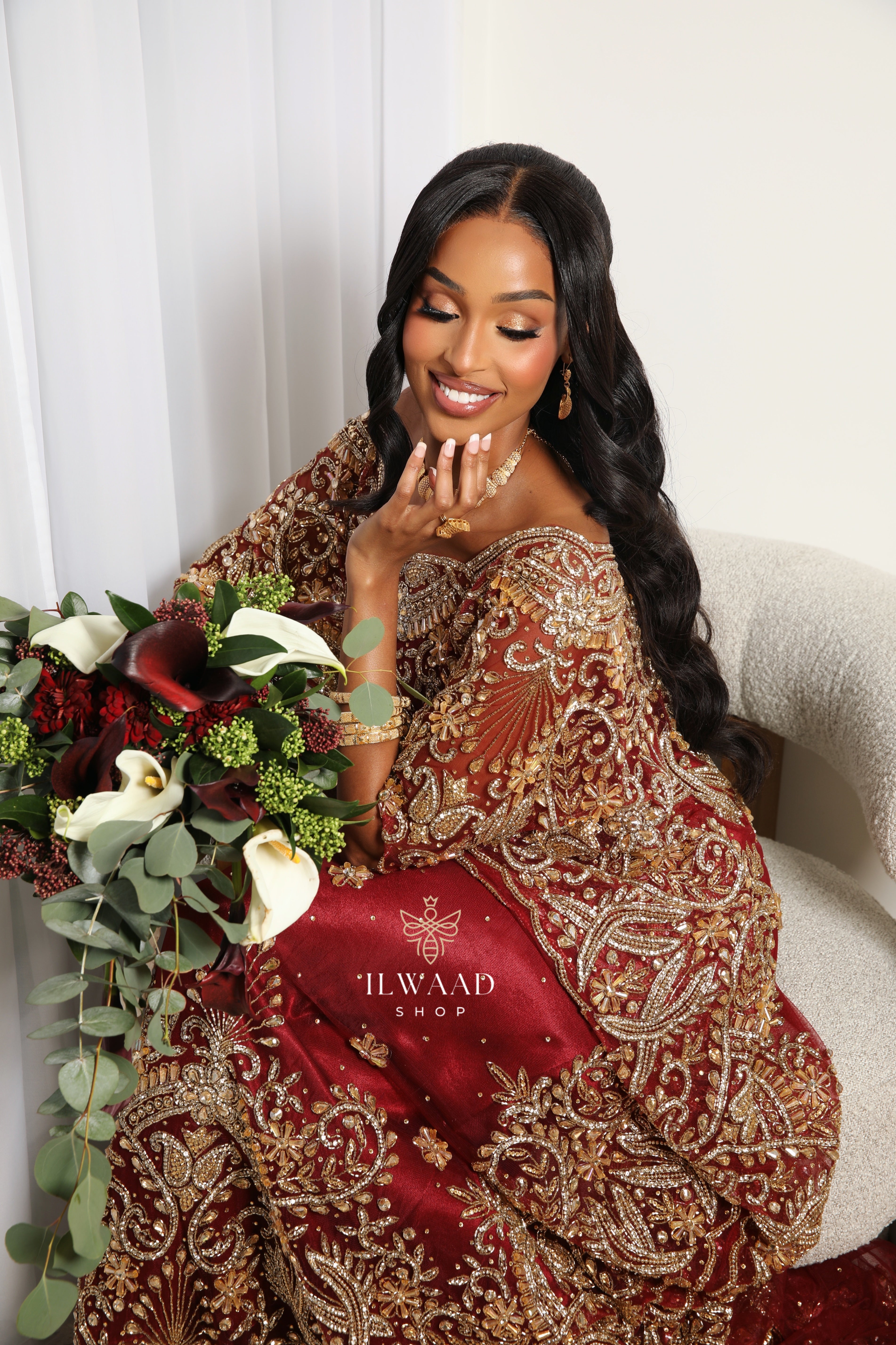 Nostalgic Nimo (Dark Red) - Lace Bridal Dirac