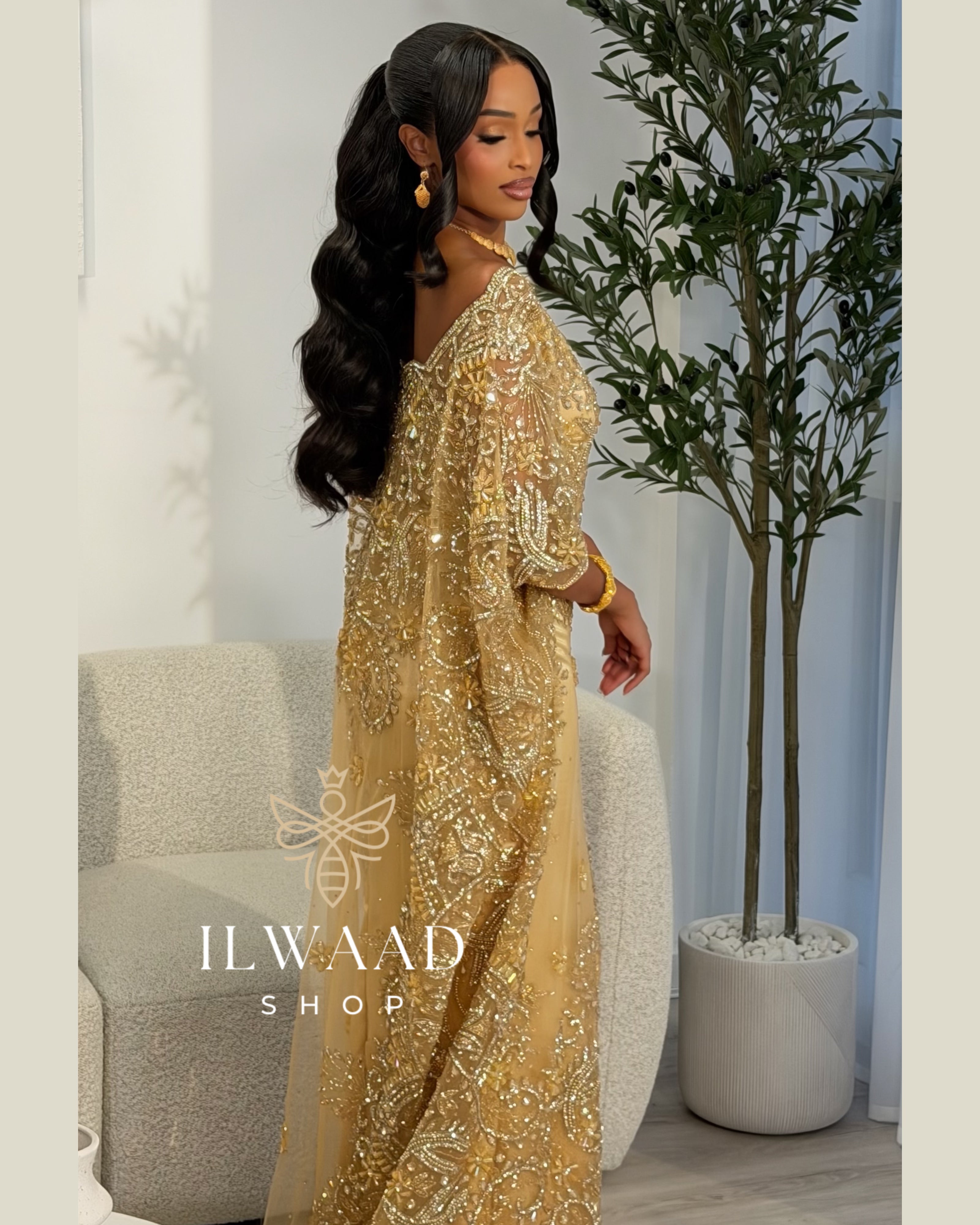 Nostalgic Nimo (Gold) - Lace Bridal Dirac